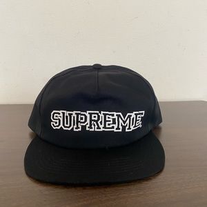 Supreme Shattered Logo Panel 5 Snapback